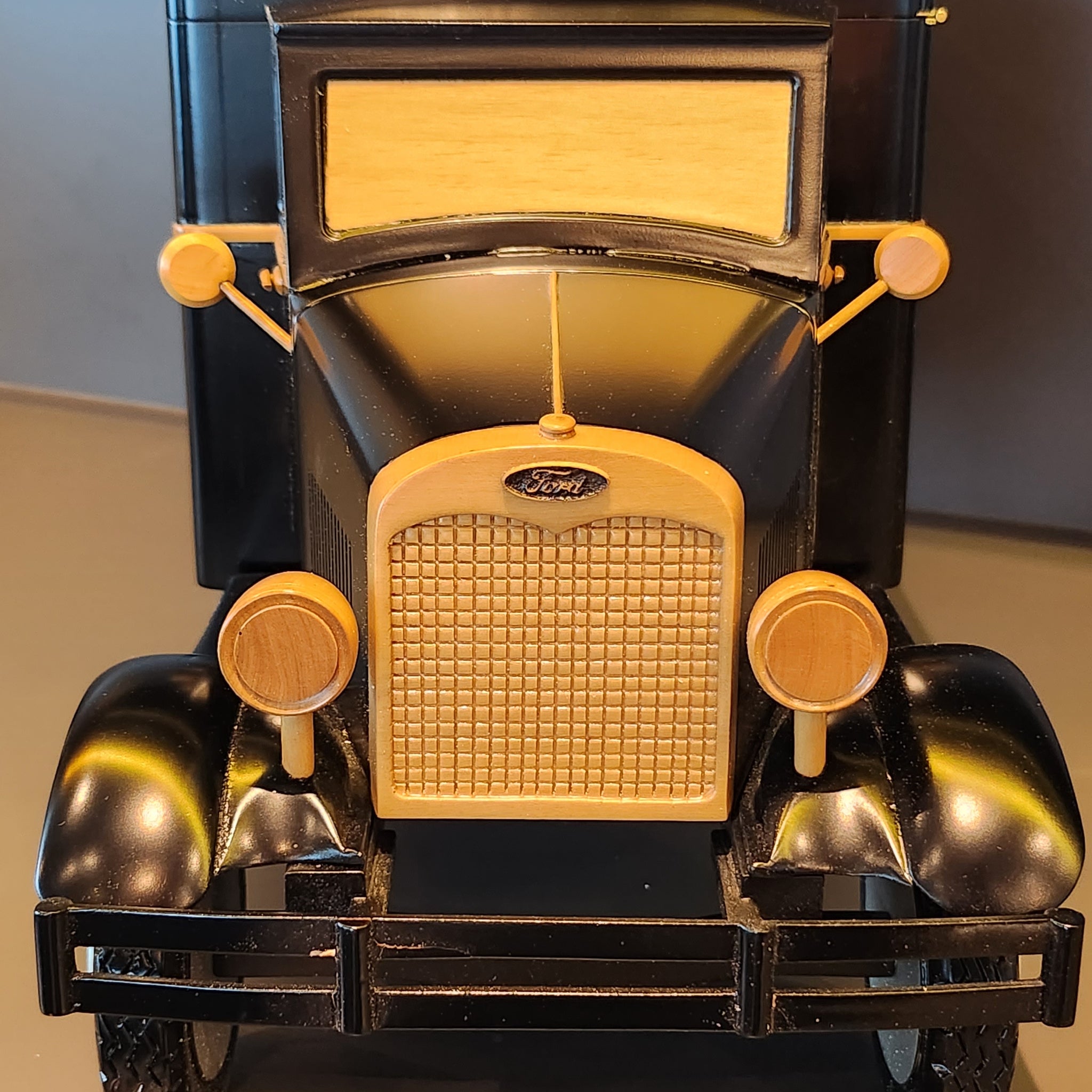Partagás Truck Humidor