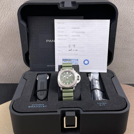 Panerai Luminor Submersible PAM 01055